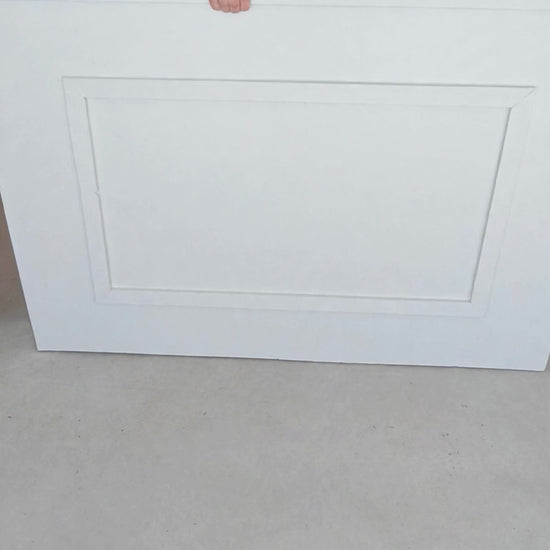 Watch the portable bar break down flat, piece by piece